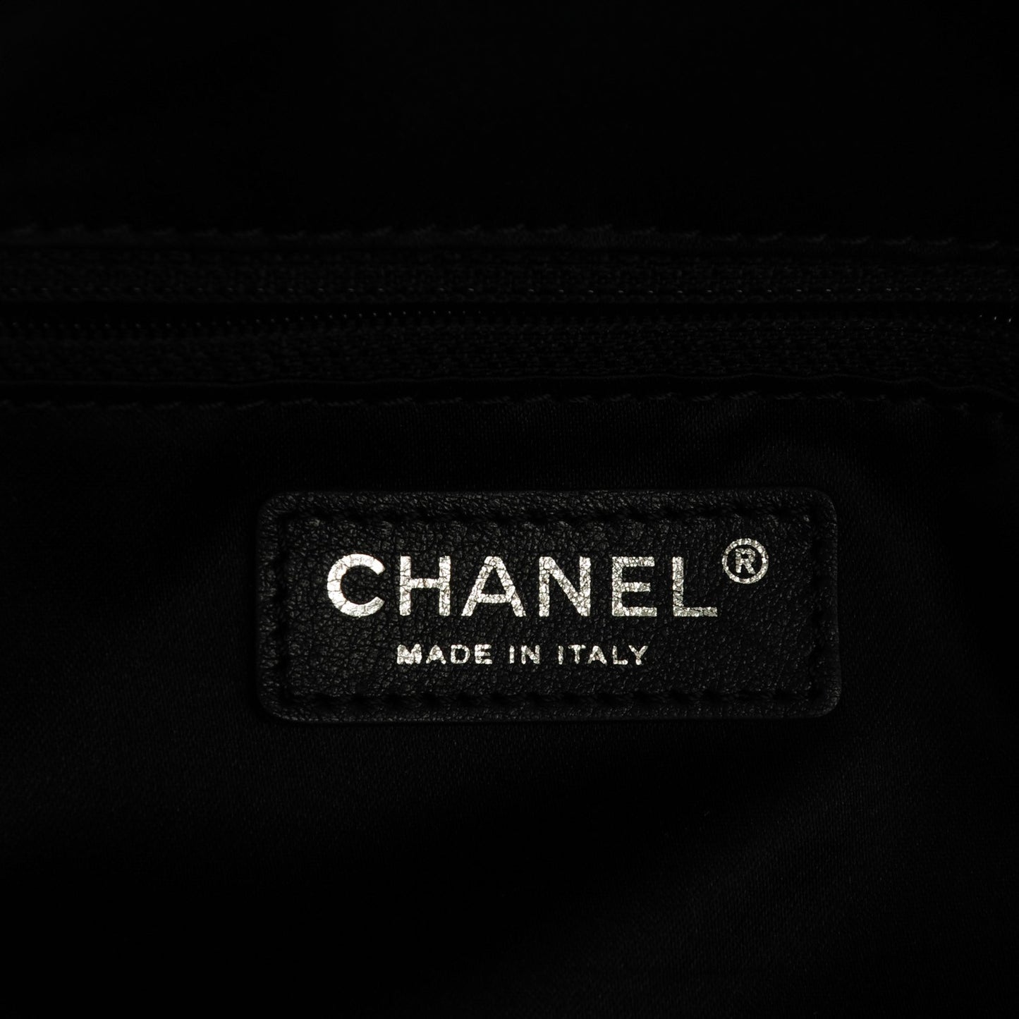 Lambskin Quilted Chain Around Tote Black