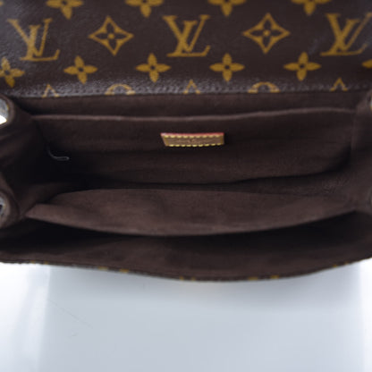 Louis Vuitton Monogram Pochette Metis 5 of 10