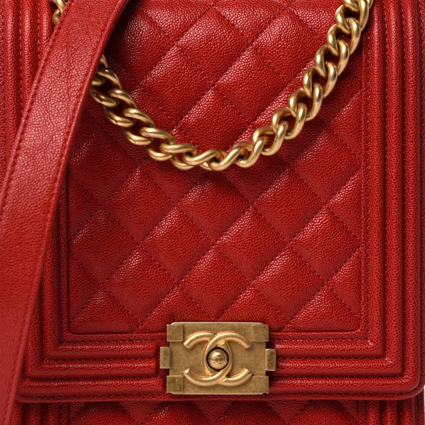 Caviar Quilted North South Boy Flap Red