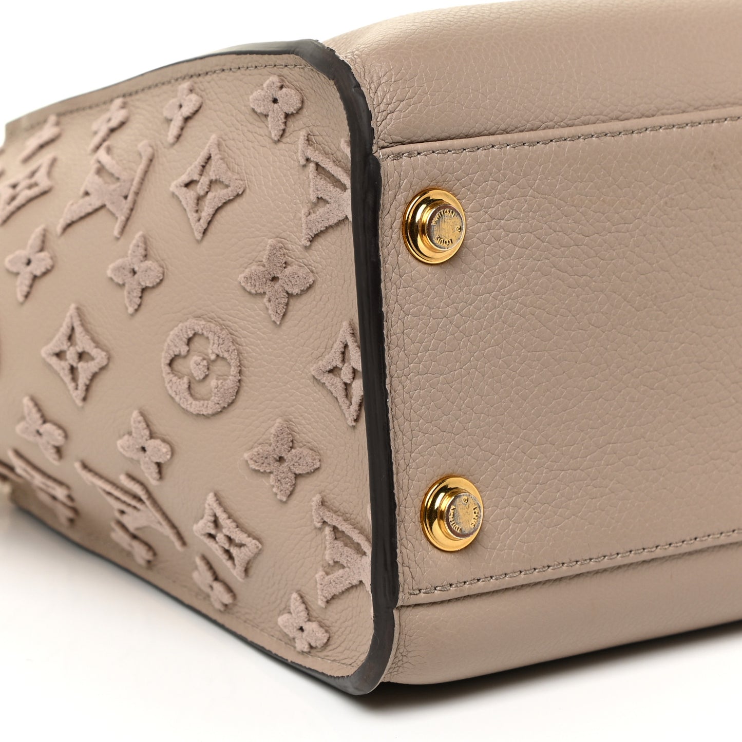 Calfskin Monogram Tufting On My Side Galet