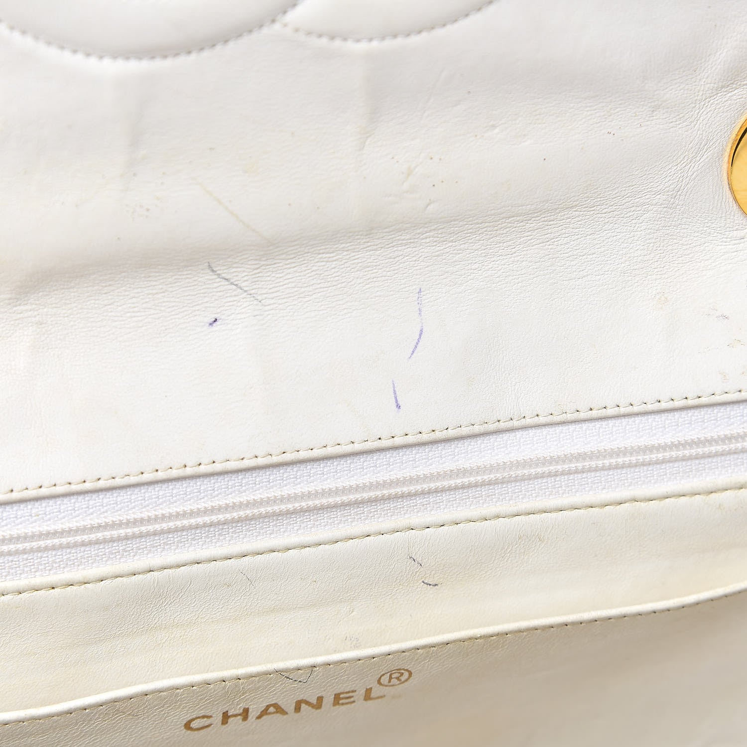 Chanel Patent Quilted Jumbo XL Chain Around Flap White 17 of 20