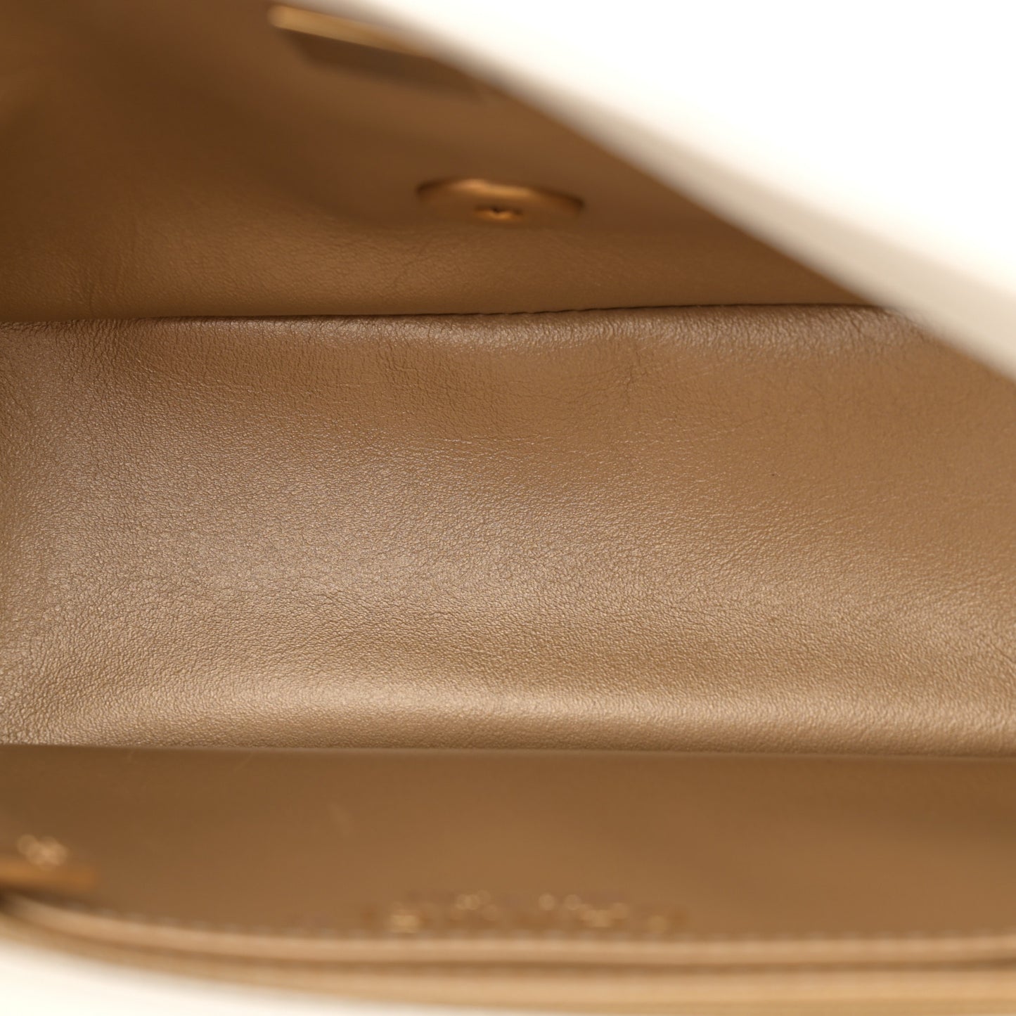 Lambskin Quilted Mini Pearl Crush Flap White