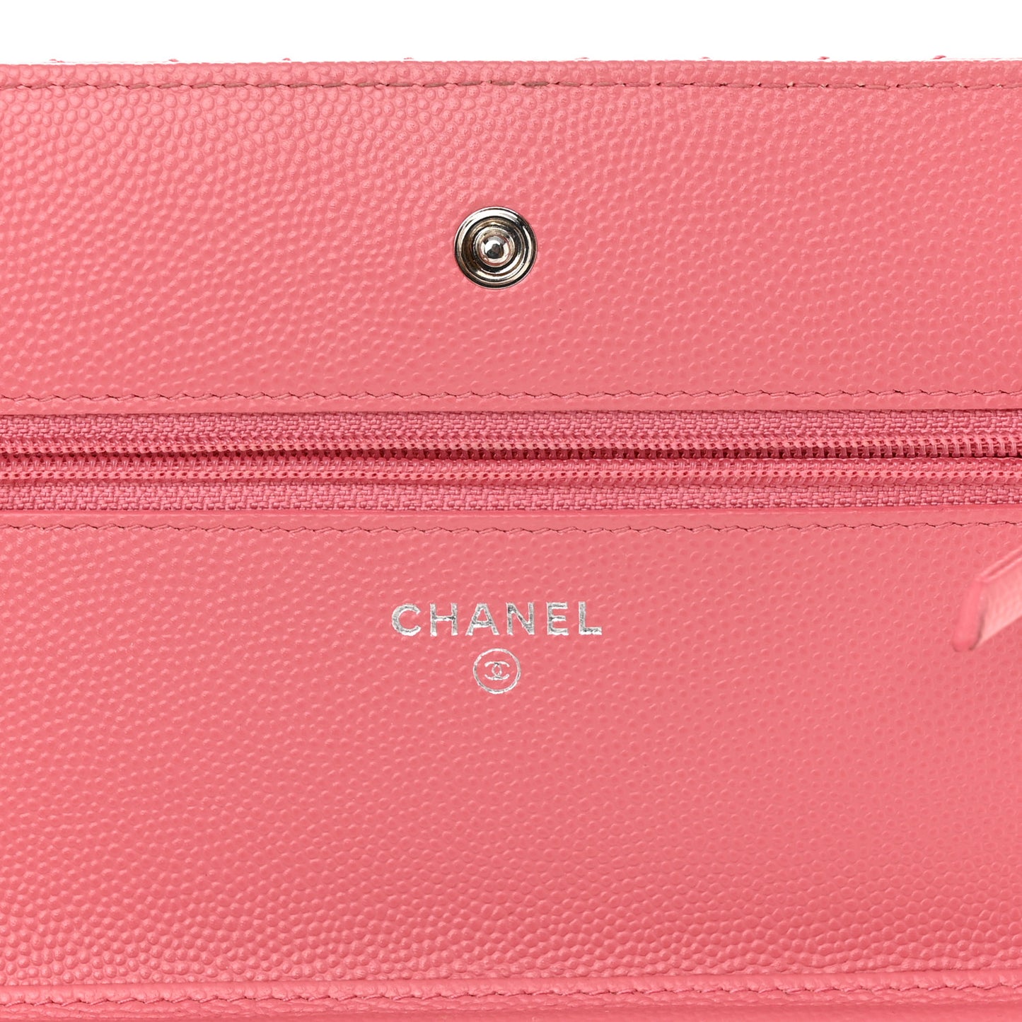 Caviar Chevron Quilted Wallet On Chain WOC Pink
