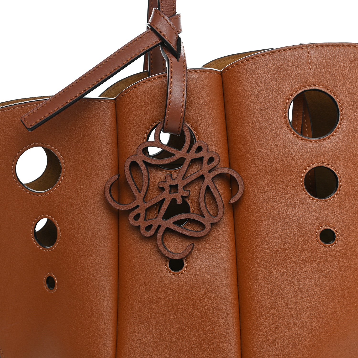 Loewe Calfskin Perforated Small Shell Tote Tan 6 of 10