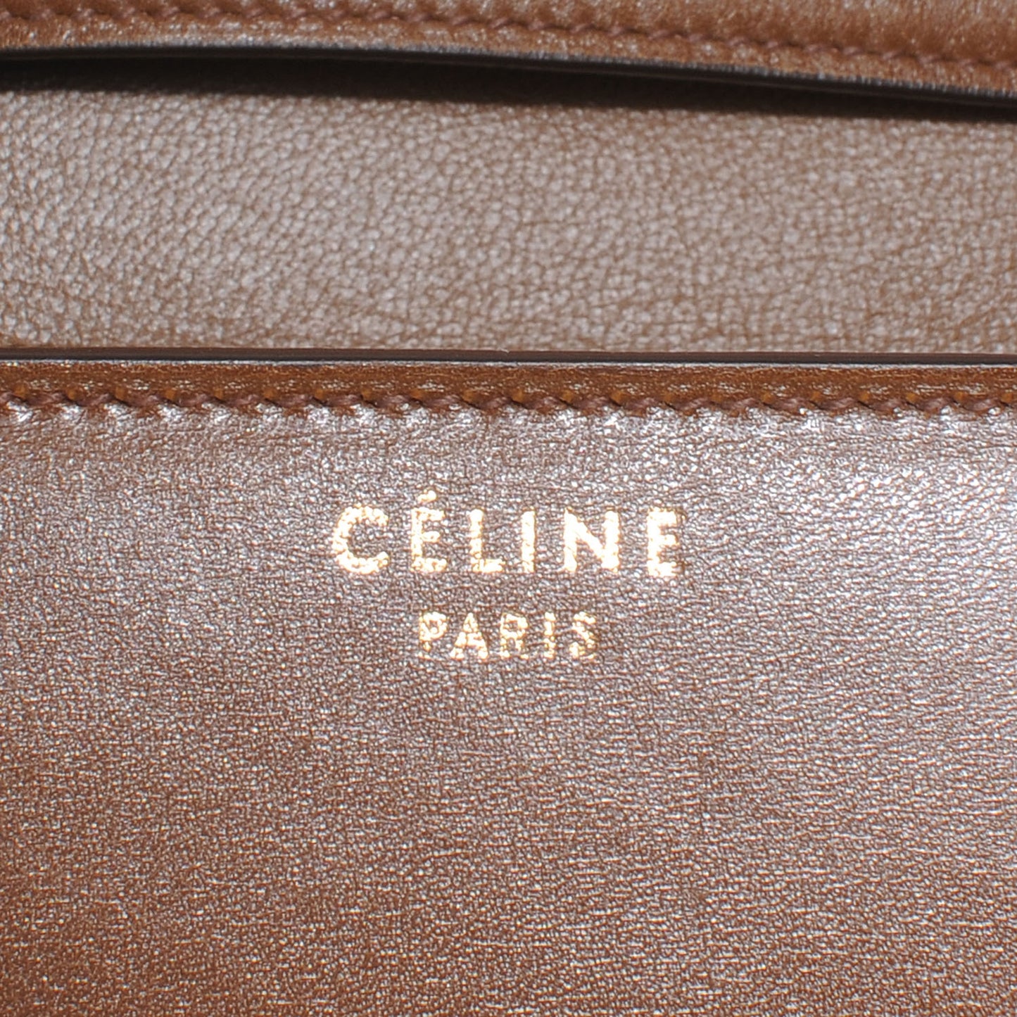 Leather Medium Classic Box Flap Bag Camel