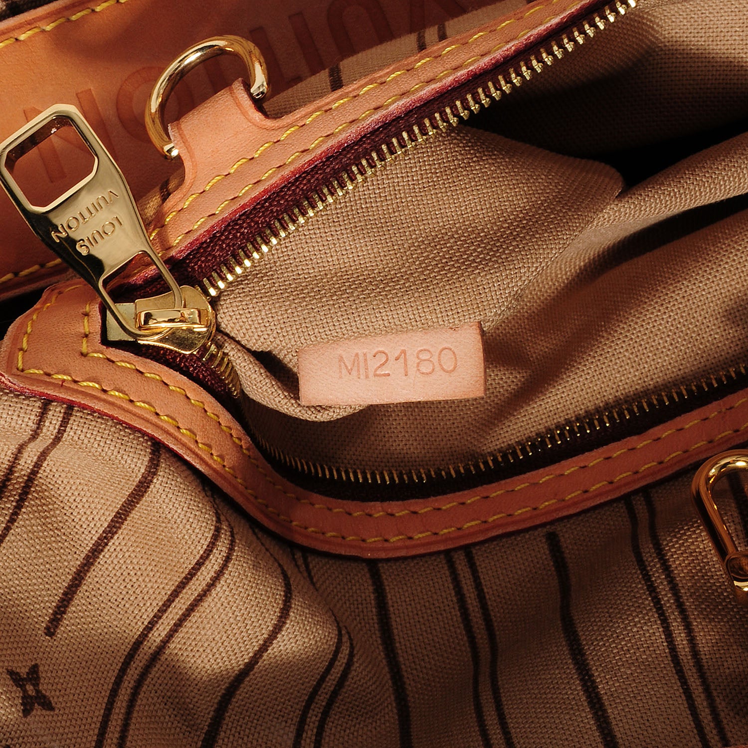 Louis Vuitton Monogram Delightful GM 7 of 7