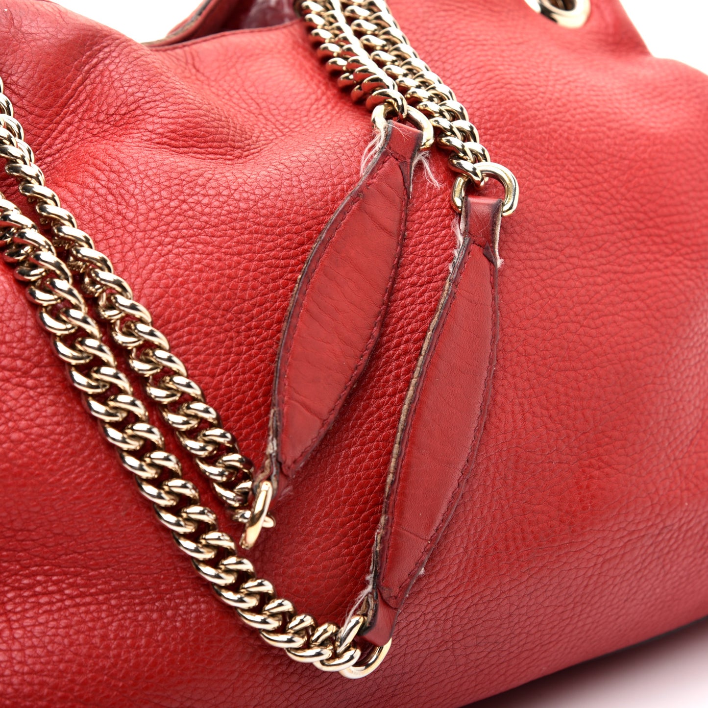Pebbled Calfskin Medium Soho Chain Shoulder Bag Tabasco Red