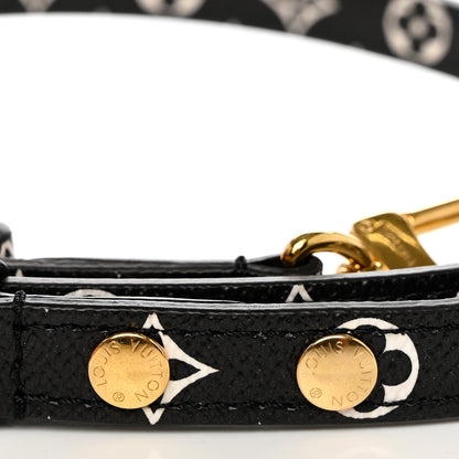 Louis Vuitton Monogram Giant Jungle Neonoe Shoulder Strap Black 4 of 4