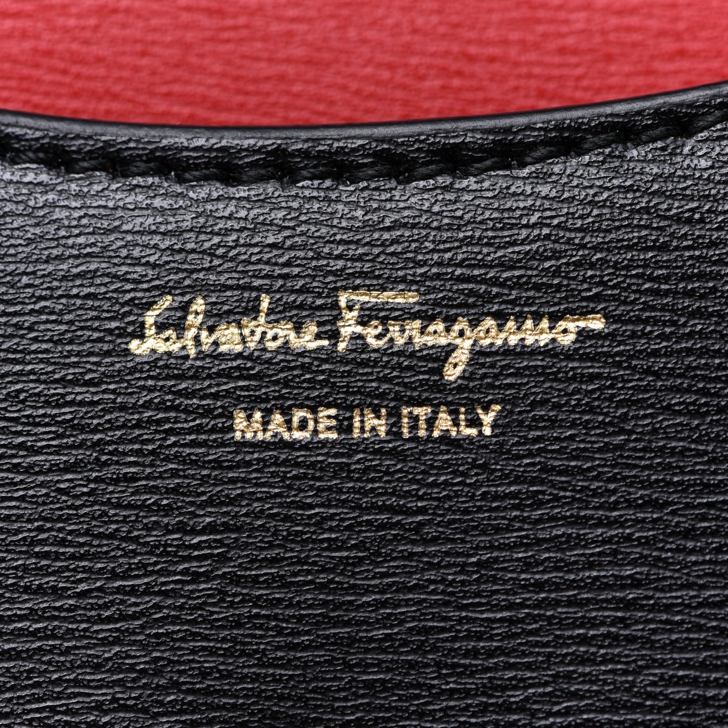 Calfskin City Wallet On Chain Black