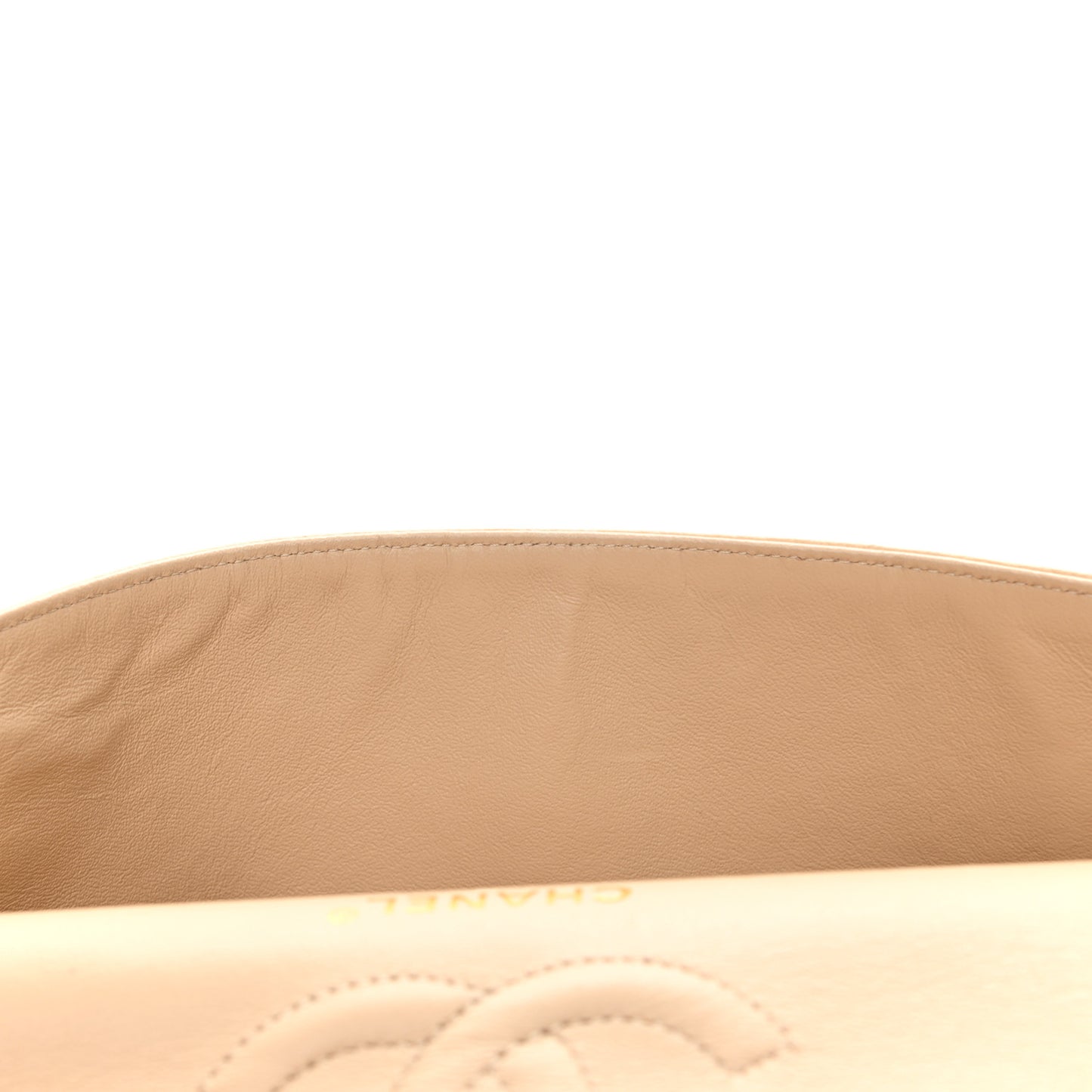 Caviar Quilted Medium Double Flap Beige Clair