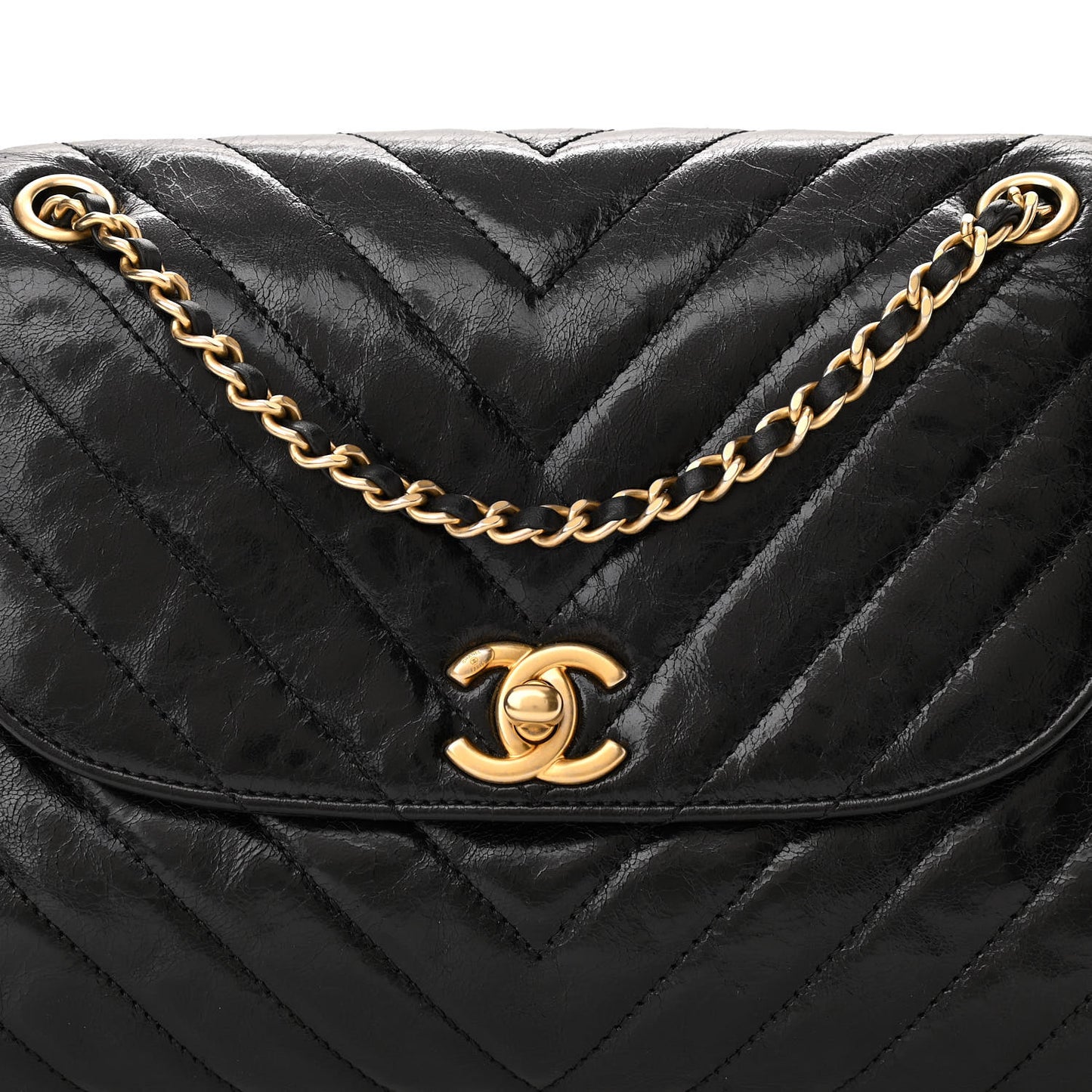 Glazed Calfskin Chevron Quilted Hampton Flap Black