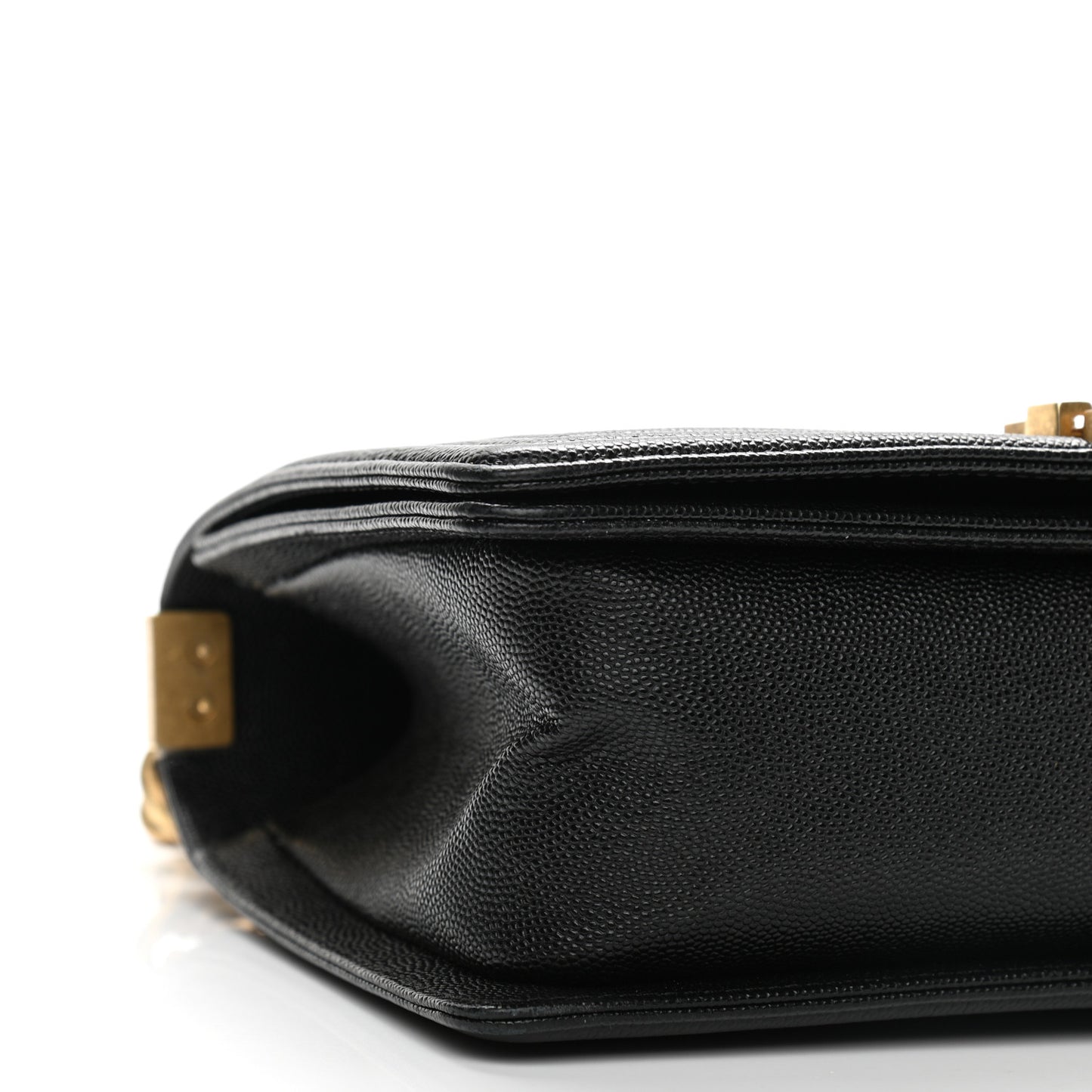 Caviar Quilted Medium Boy Flap Black
