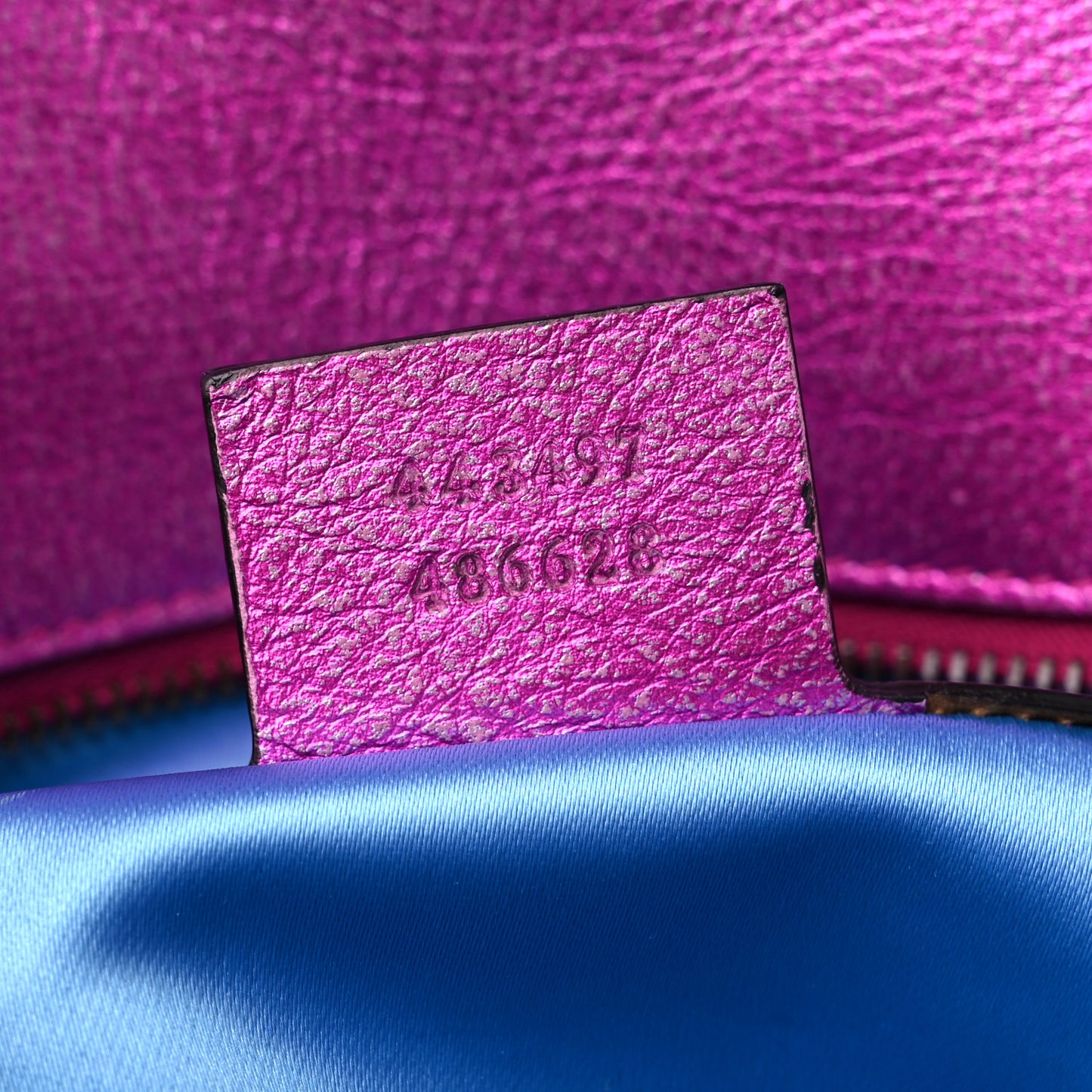 Metallic Calfskin Matelasse Small GG Marmont Shoulder Bag Fuchsia