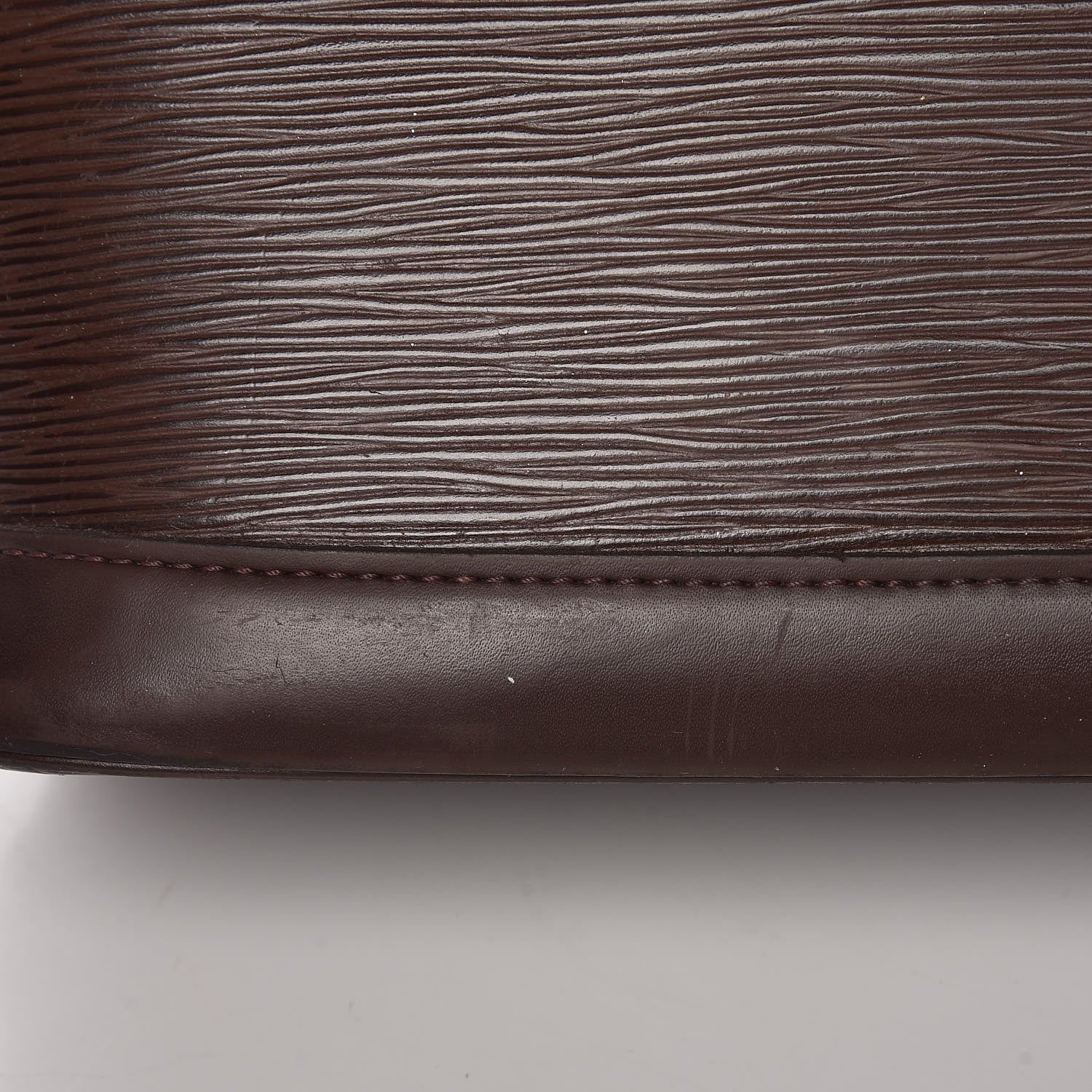Louis Vuitton Epi Alma PM Moka 18 of 18