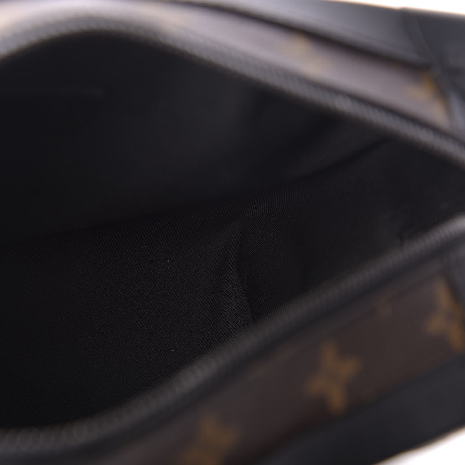 Louis Vuitton Monogram Solar Ray Soft Trunk 5 of 11