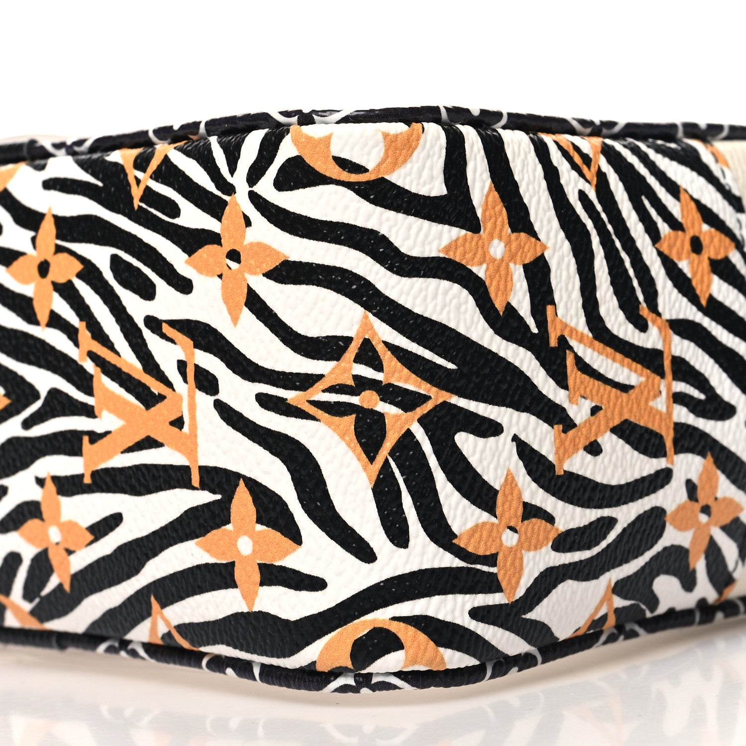 Louis Vuitton Monogram Giant Jungle Beach Pouch Ivory 9 of 9