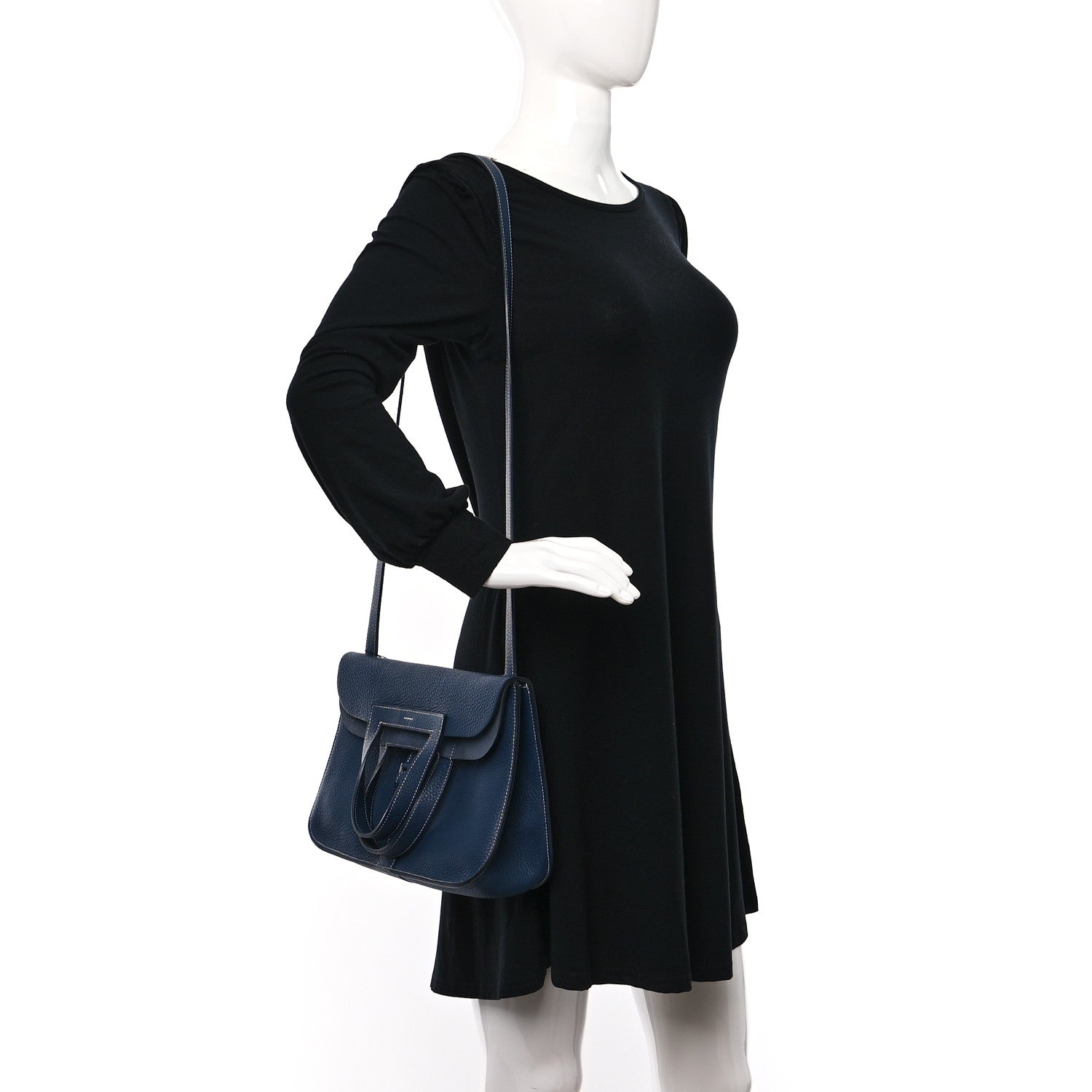 Hermes Taurillon Clemence Halzan 31 GM Bleu Encre 2 of 8