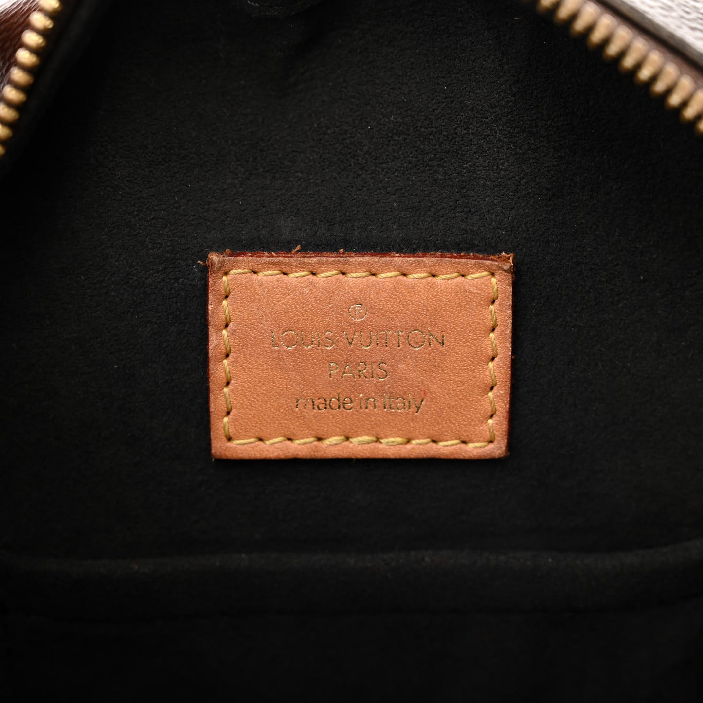 Reverse Monogram Giant Boite Chapeau Souple