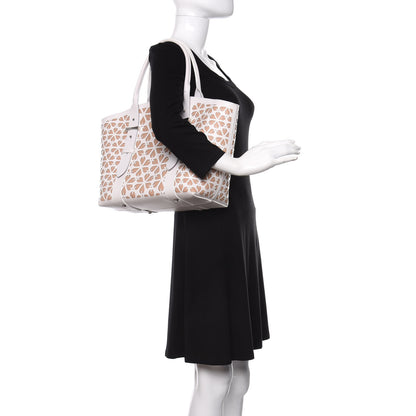Alexander McQueen Laser Cut Calfskin Medium Legend Tote Nude 2 of 11