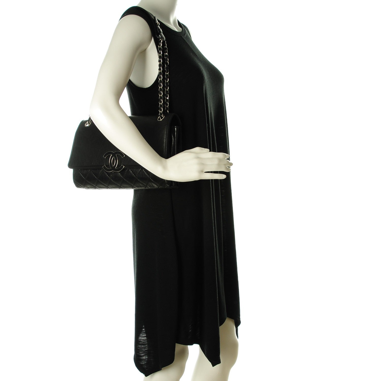Chanel Distressed Calfskin Hamptons Accordion Flap Black 2 of 8