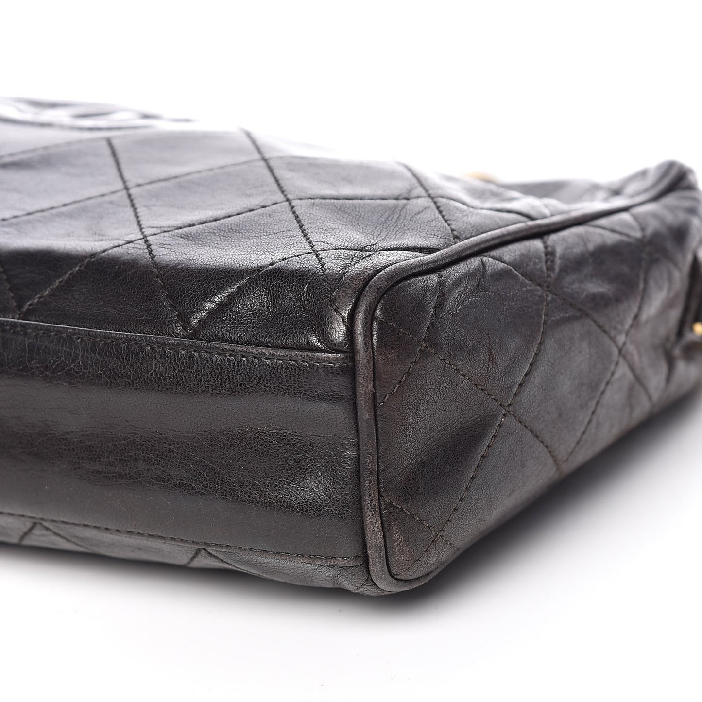 Lambskin Quilted CC Tassel Camera Case Black