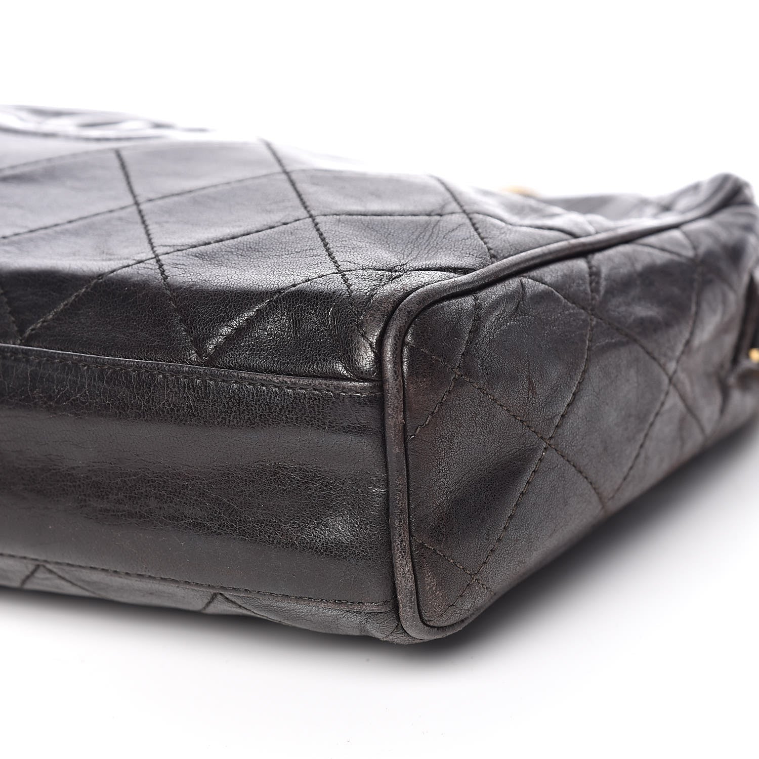Chanel Lambskin Quilted CC Tassel Camera Case Black 18 of 19