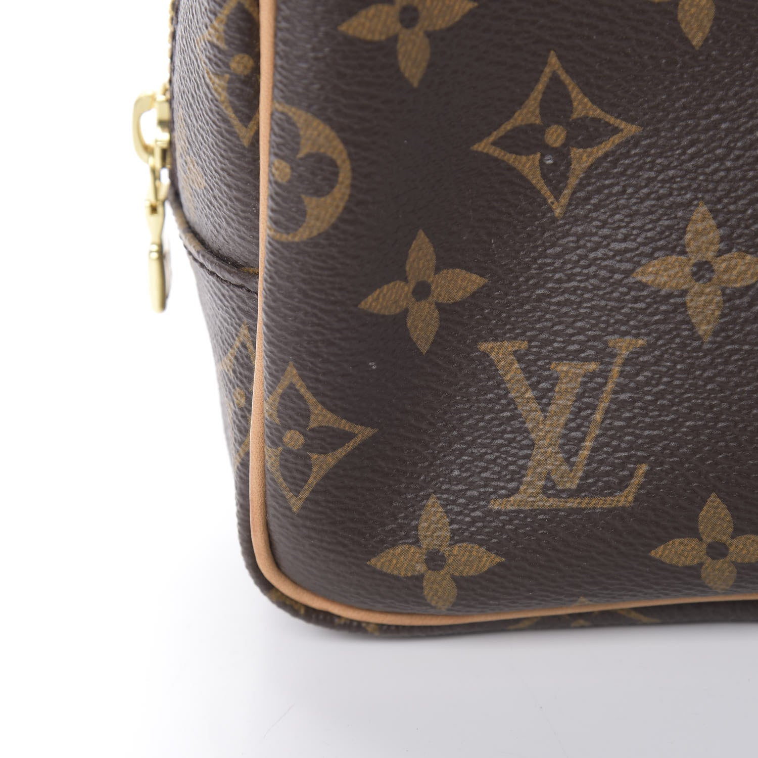 Louis Vuitton Monogram Toiletry Bag 25 7 of 12