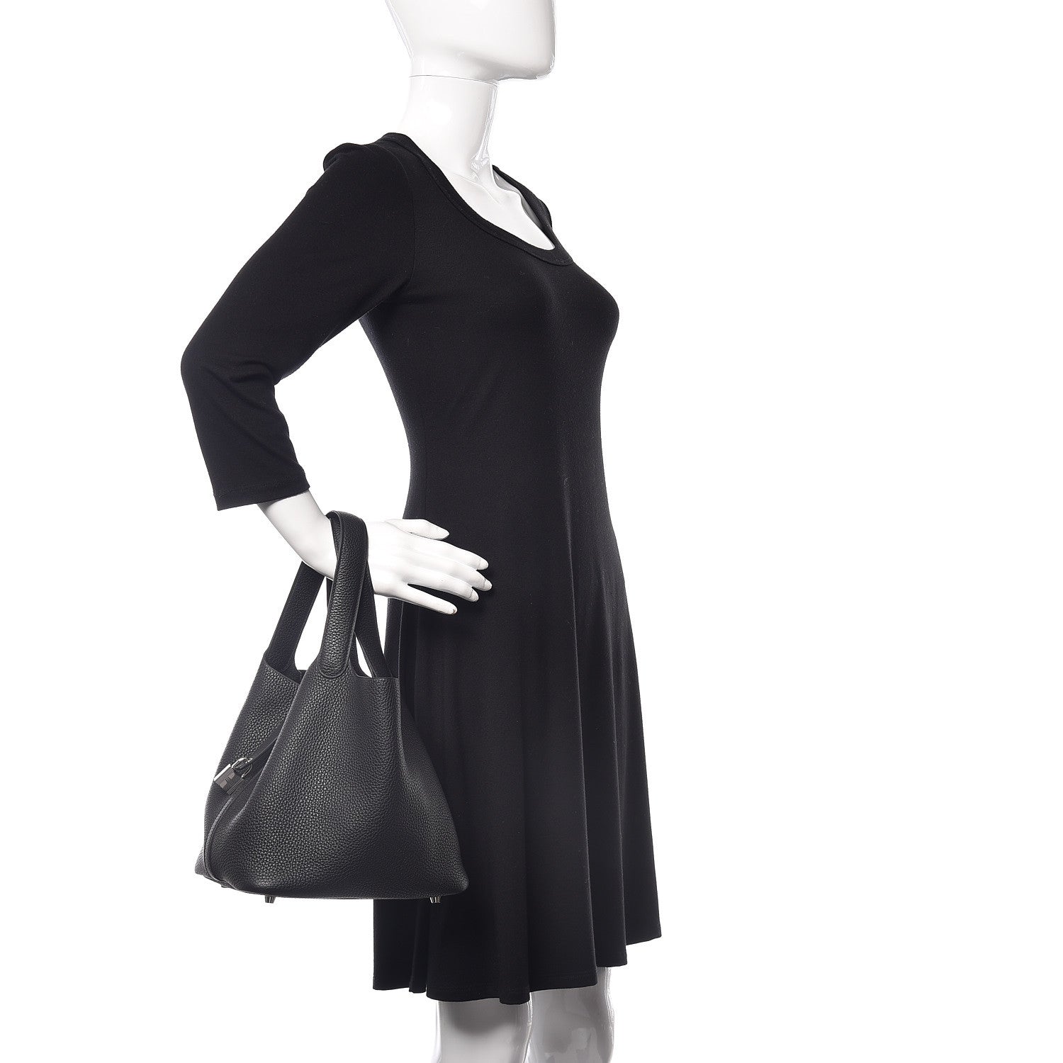 Hermes Taurillon Clemence Picotin Lock 22 MM Black 2 of 10