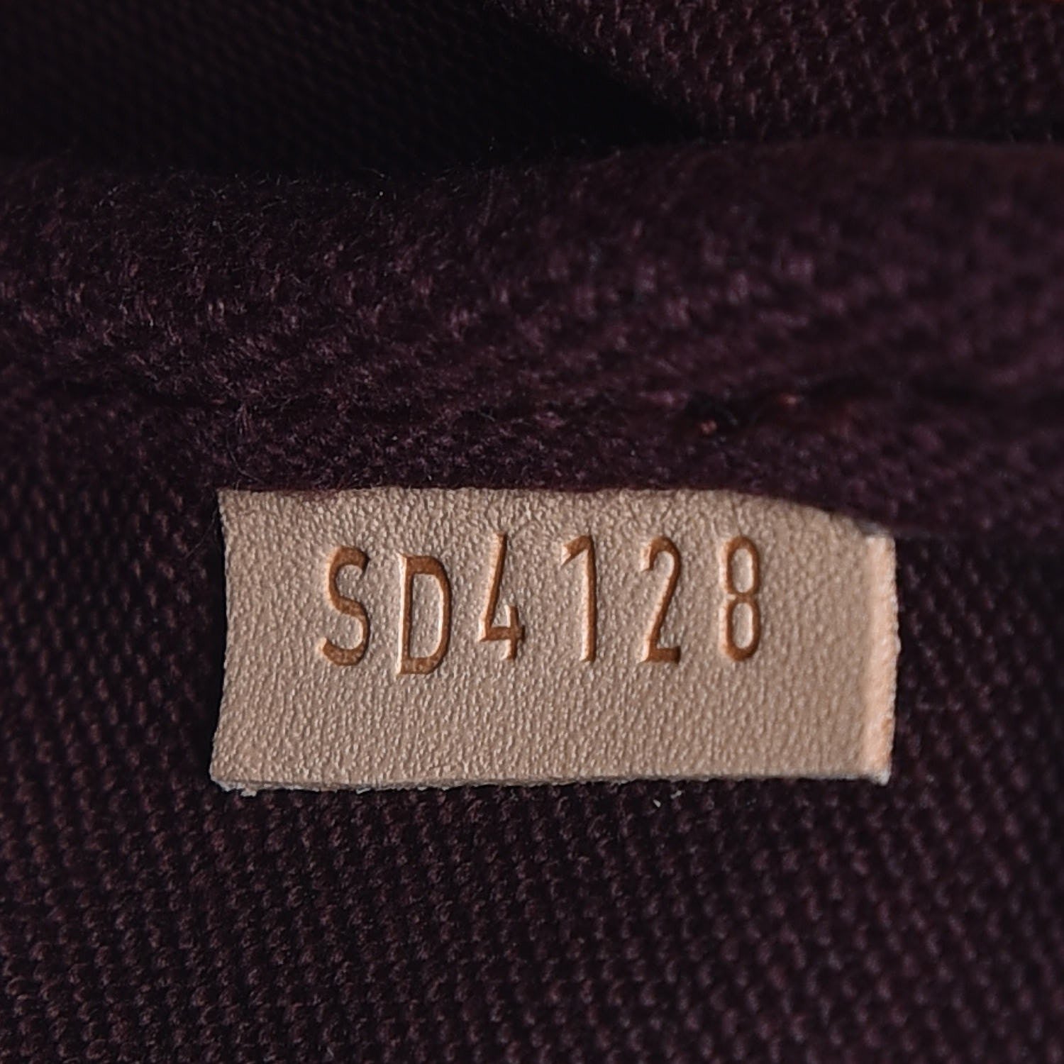 Louis Vuitton Monogram Favorite MM 8 of 8