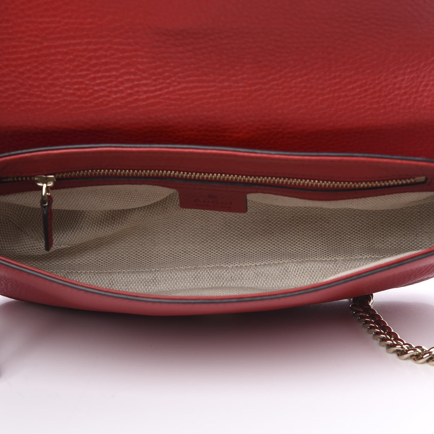Pebbled Calfskin Medium Soho Flap Crossbody Tabasco Red
