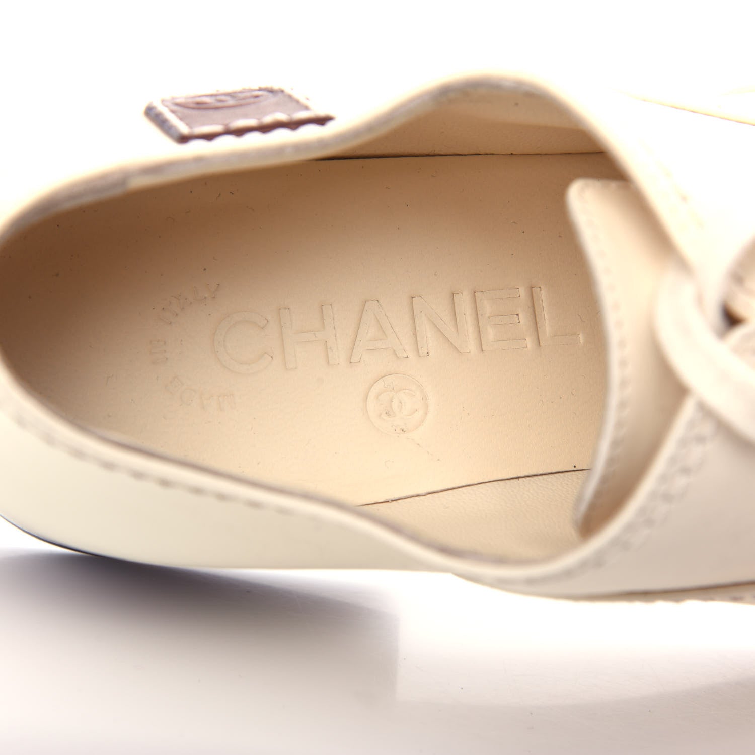 Chanel Calfskin Quilted CC Lace Up Oxfords 38 White 8 of 10