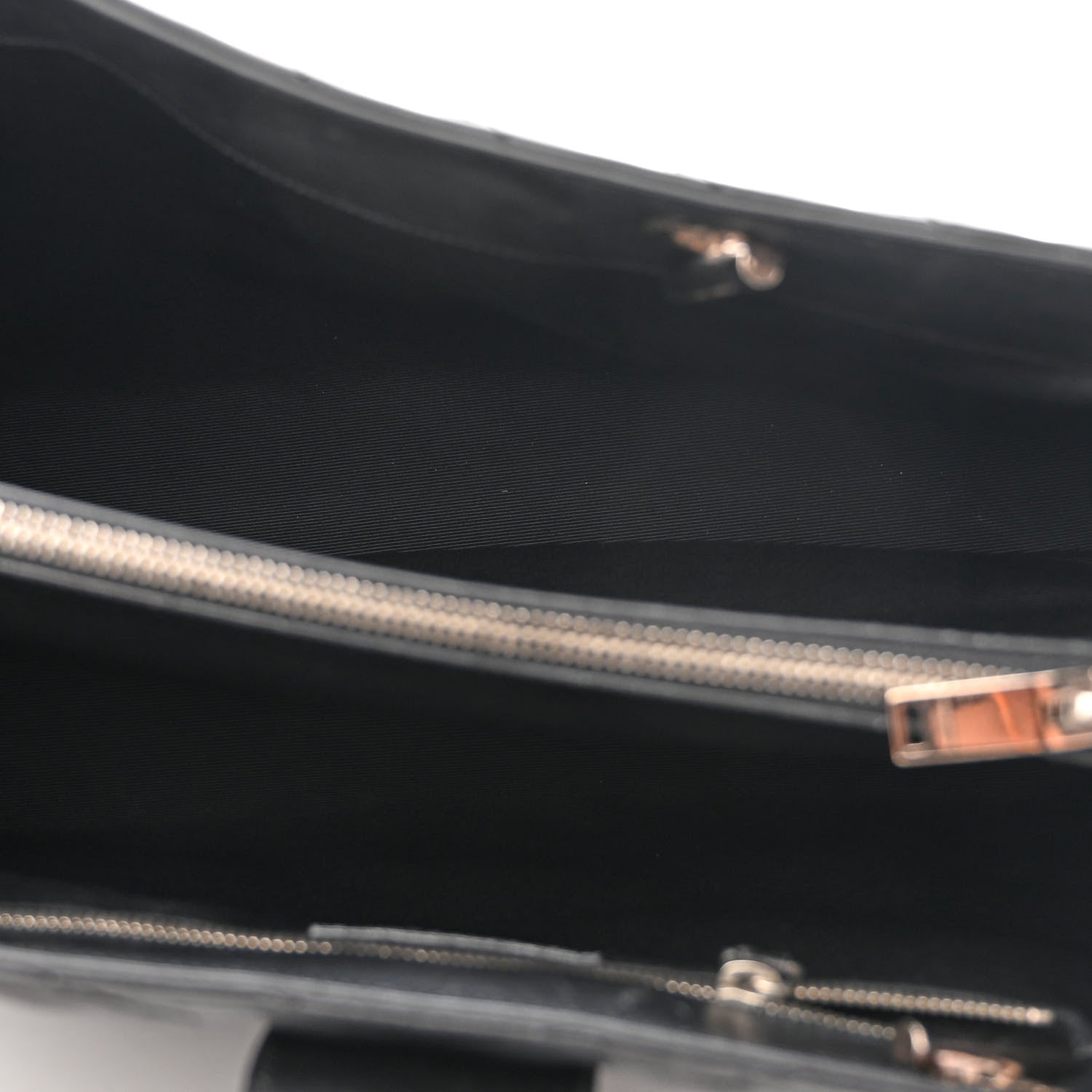 Saint Laurent Grain De Poudre Matelasse Chevron Monogram Shopping Bag Black 5 of 14