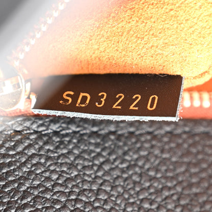 Louis Vuitton Empreinte Monogram Giant Onthego GM Black 7 of 10