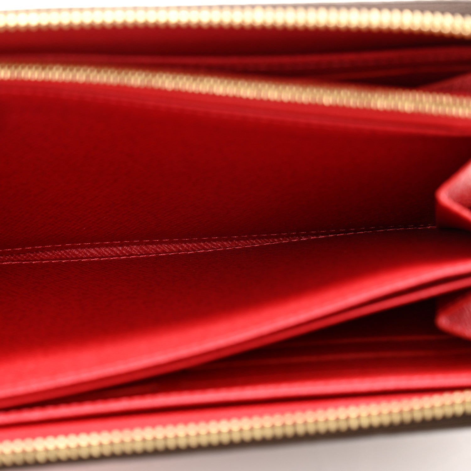 Louis Vuitton Monogram World Tour Zippy Wallet 6 of 10