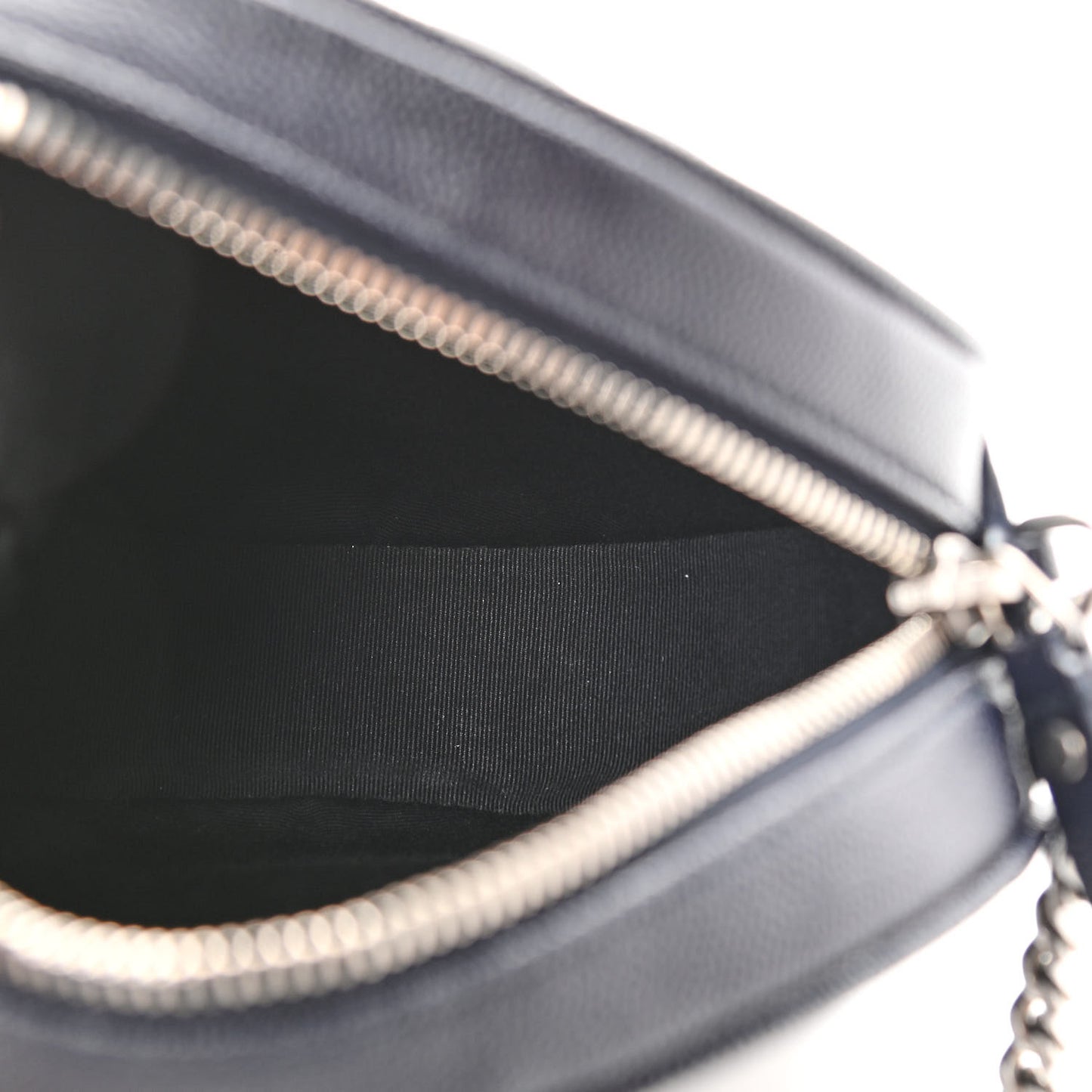 Grain De Poudre Matelasse Chevron Quilted Round Vinyle Camera Bag Deep Marine