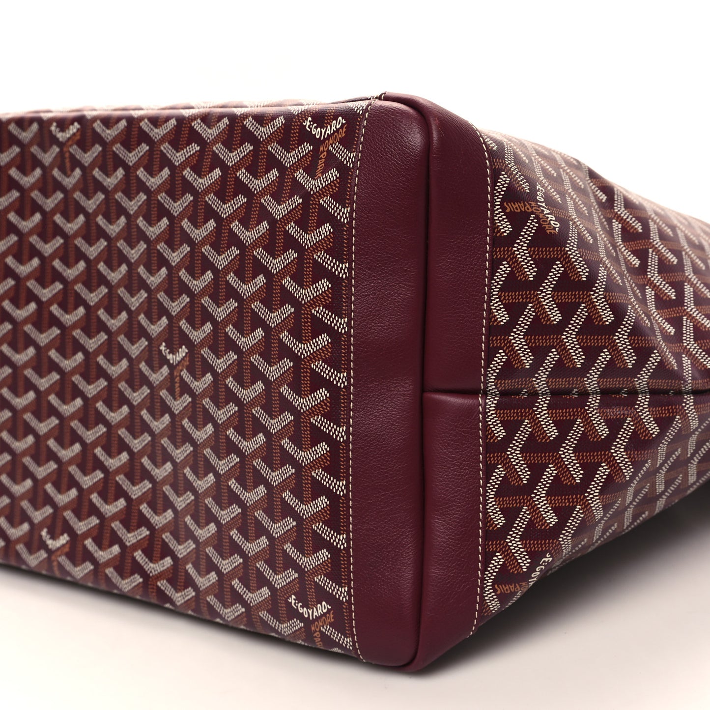 Goyardine Artois GM Burgundy