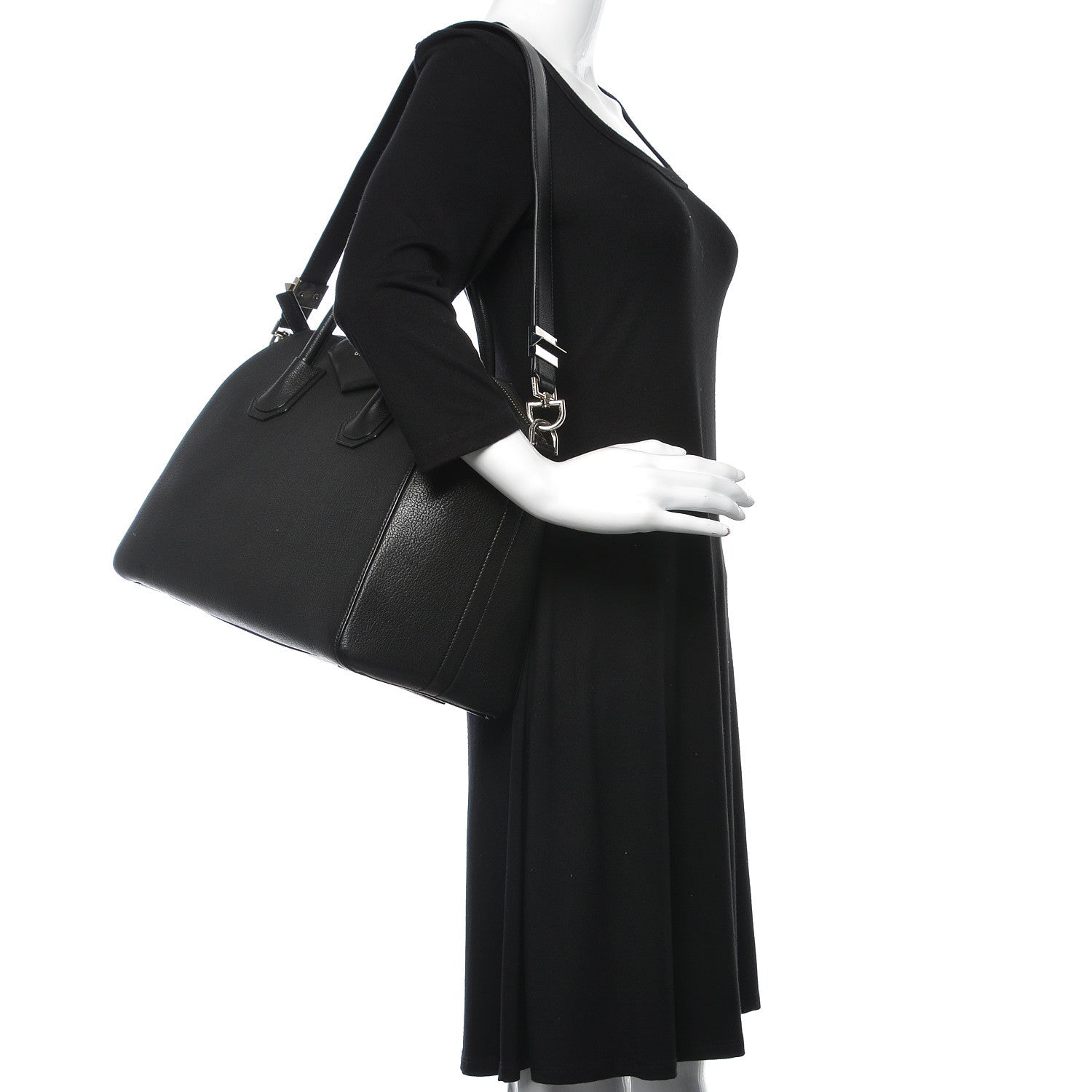 Givenchy Sugar Goatskin Medium Antigona Black 2 of 12