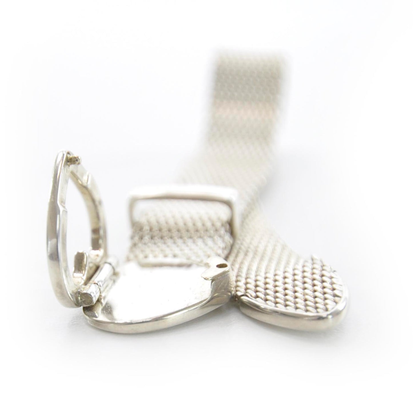 Sterling Silver Heart Buckle Mesh Bracelet