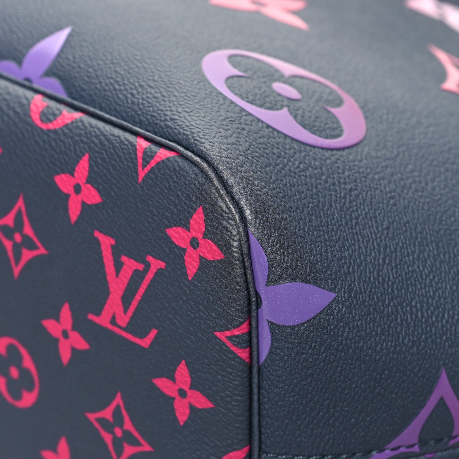 Louis Vuitton Monogram Giant Spring In The City Neverfull MM Midnight Fuchsia 12 of 15