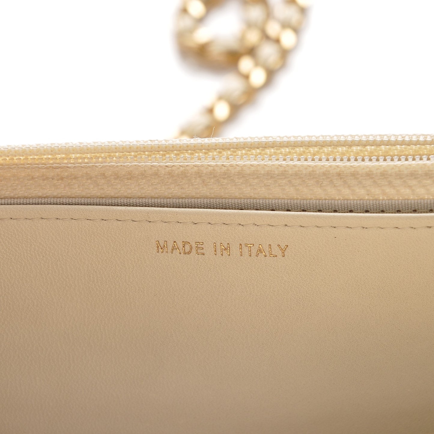 Lambskin Quilted Boy Wallet On Chain WOC White