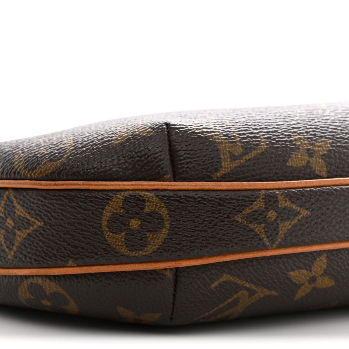 Monogram Croissant PM