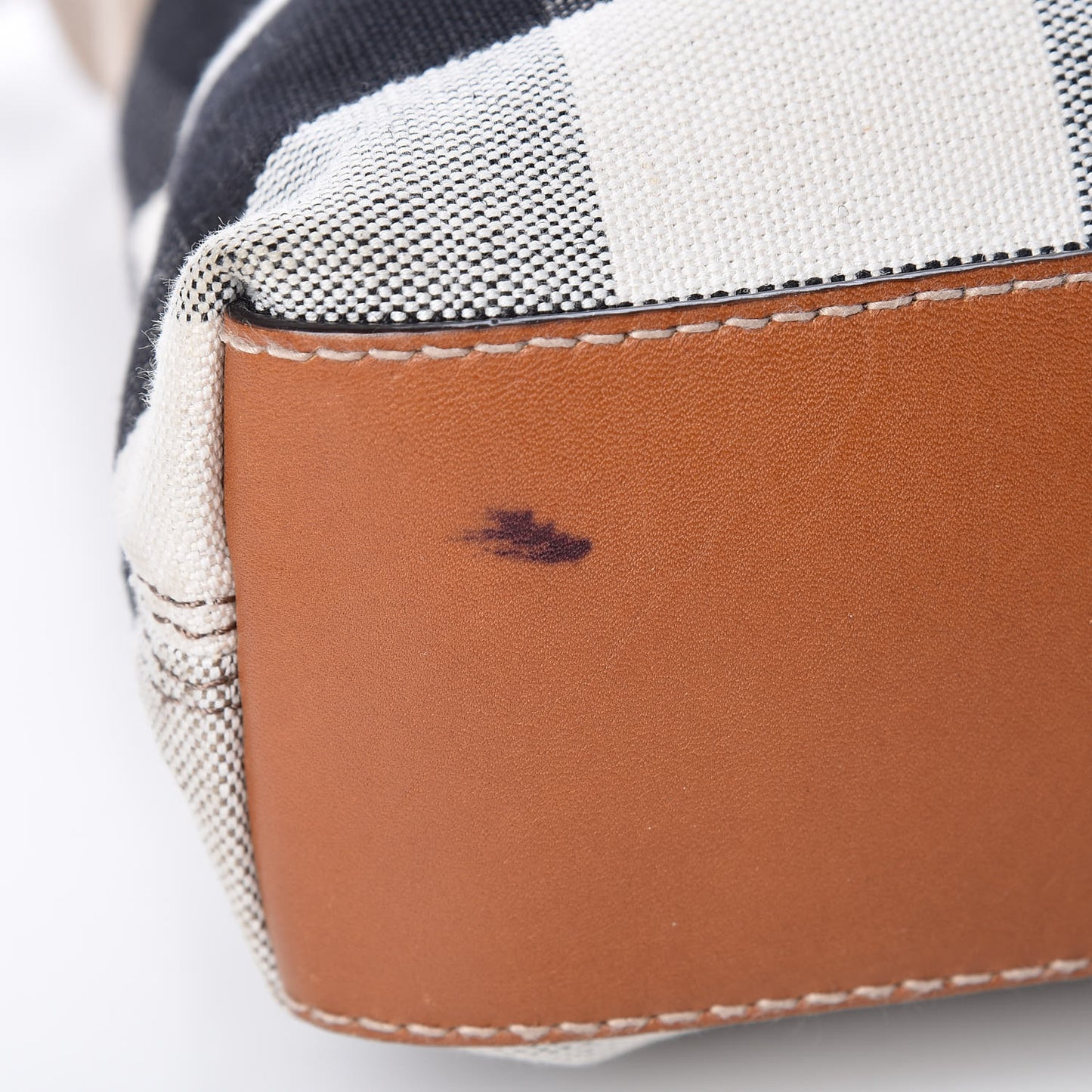 Canvas Mega Check Medium Tottenham Brit Tote Saddle Brown