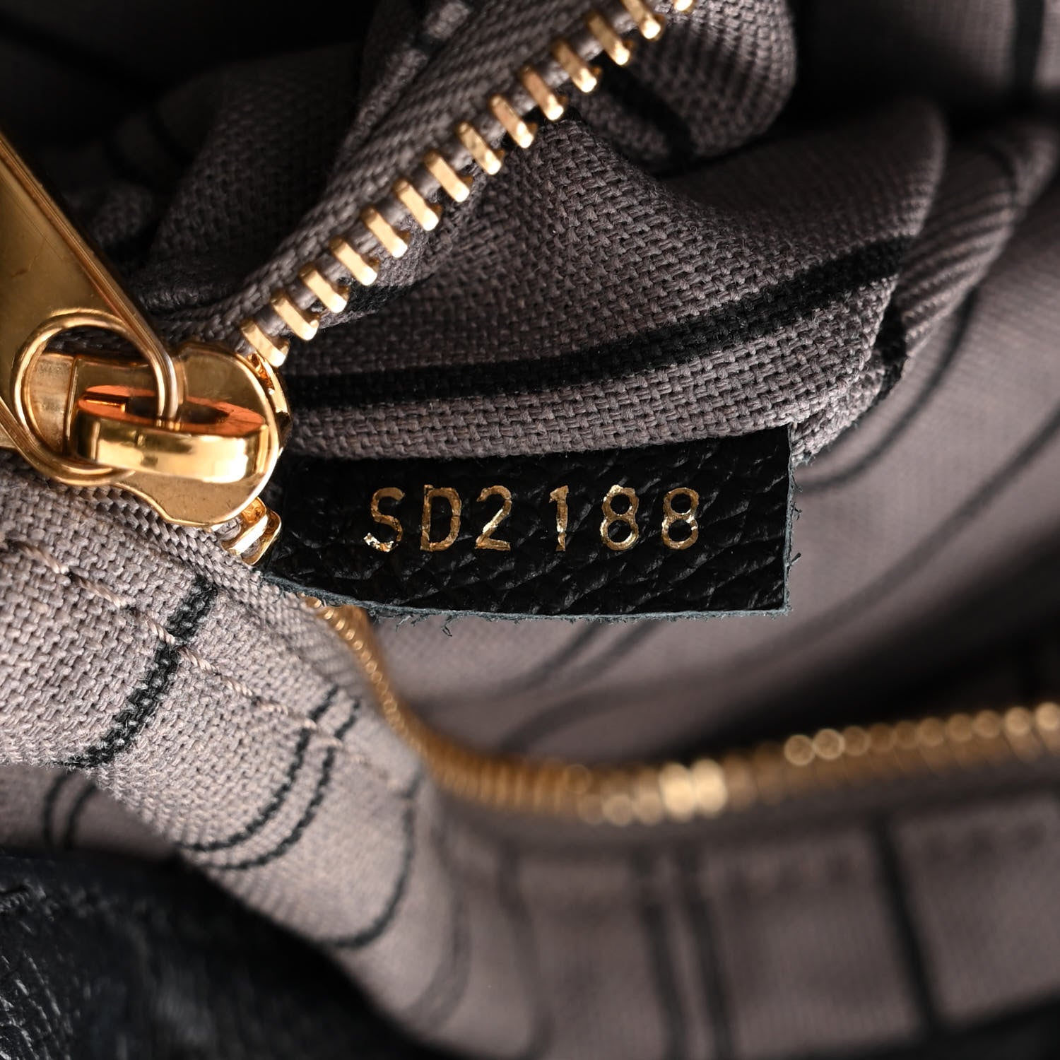 Louis Vuitton Empreinte Artsy MM Black 7 of 11