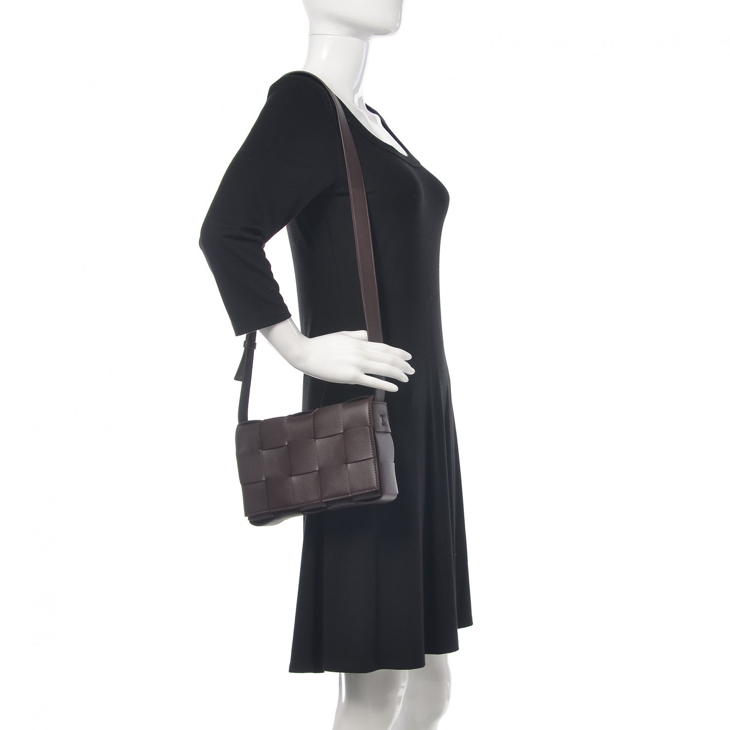 Lambskin Maxi Intrecciato Cassette Crossbody Bag Oxblod