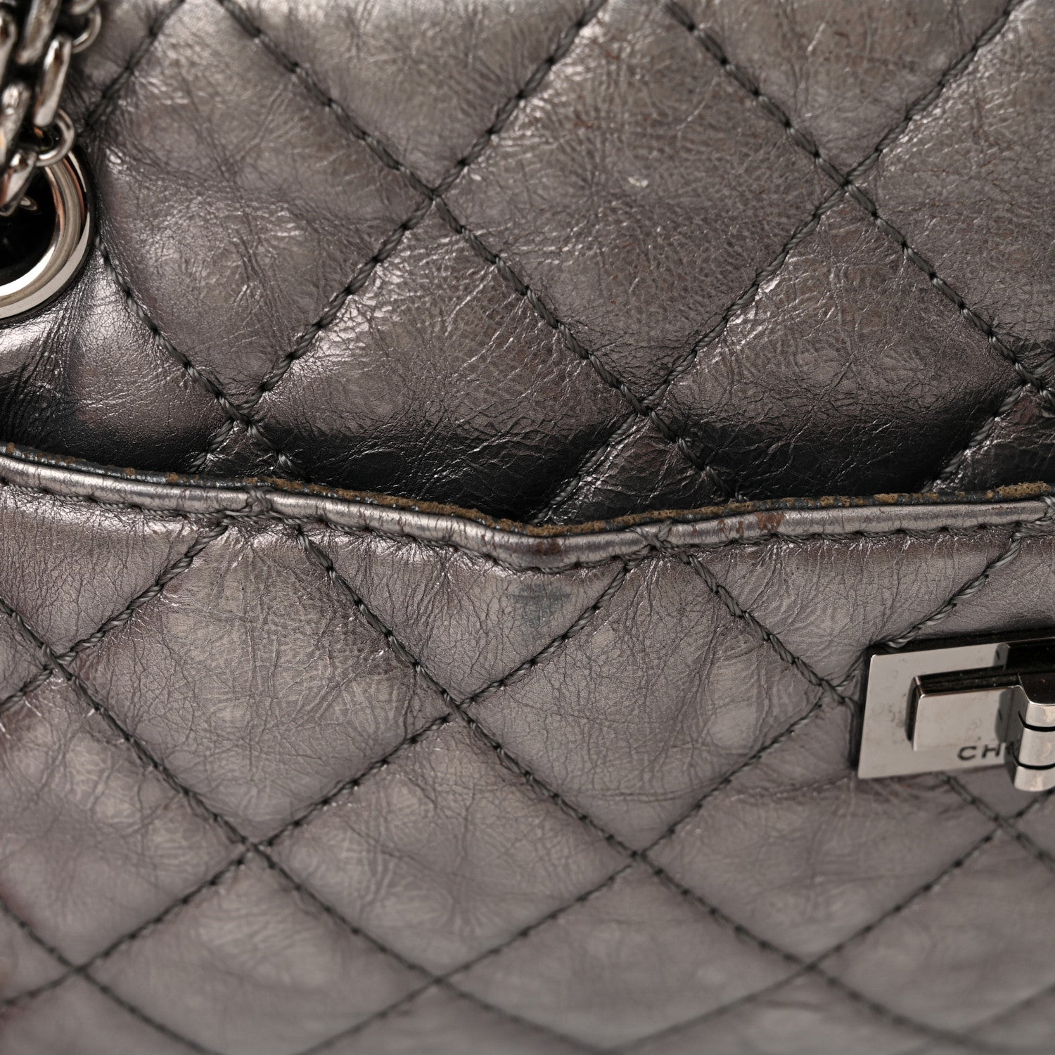 Chanel Metallic Aged Calfskin Quilted Medium Reissue Camera Case Dark Silver 17 of 21
