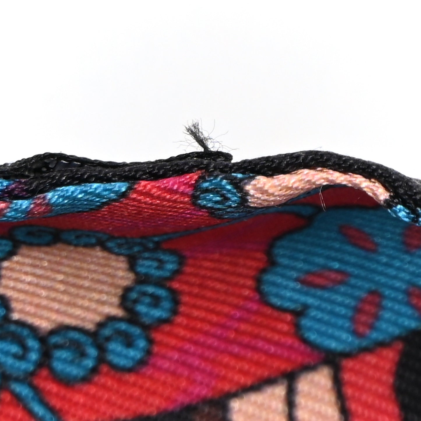 Silk Fleurs et Papillons de Tissus Twilly Black Rouge Bleu
