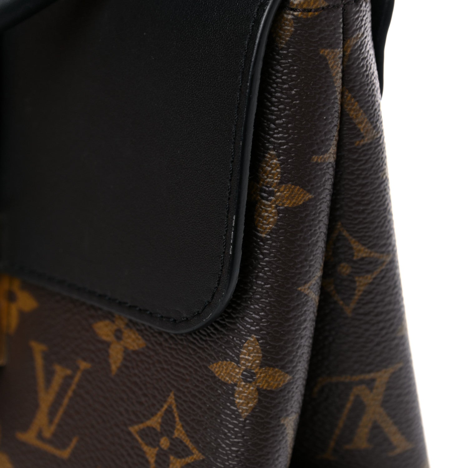 Louis Vuitton Monogram Locky BB Black 15 of 16