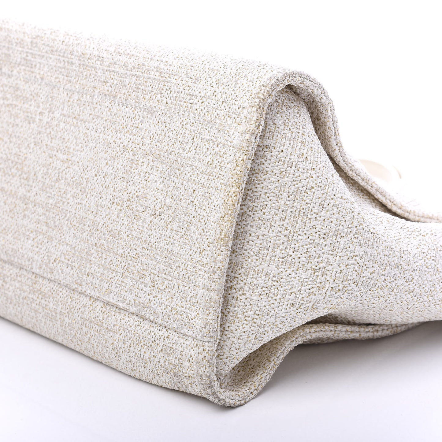 Lurex Boucle Medium Deauville Tote White