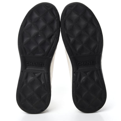 Chanel Velvet Calfskin Mixed Fibers CC Sneakers 38 Ivory Black 6 of 11