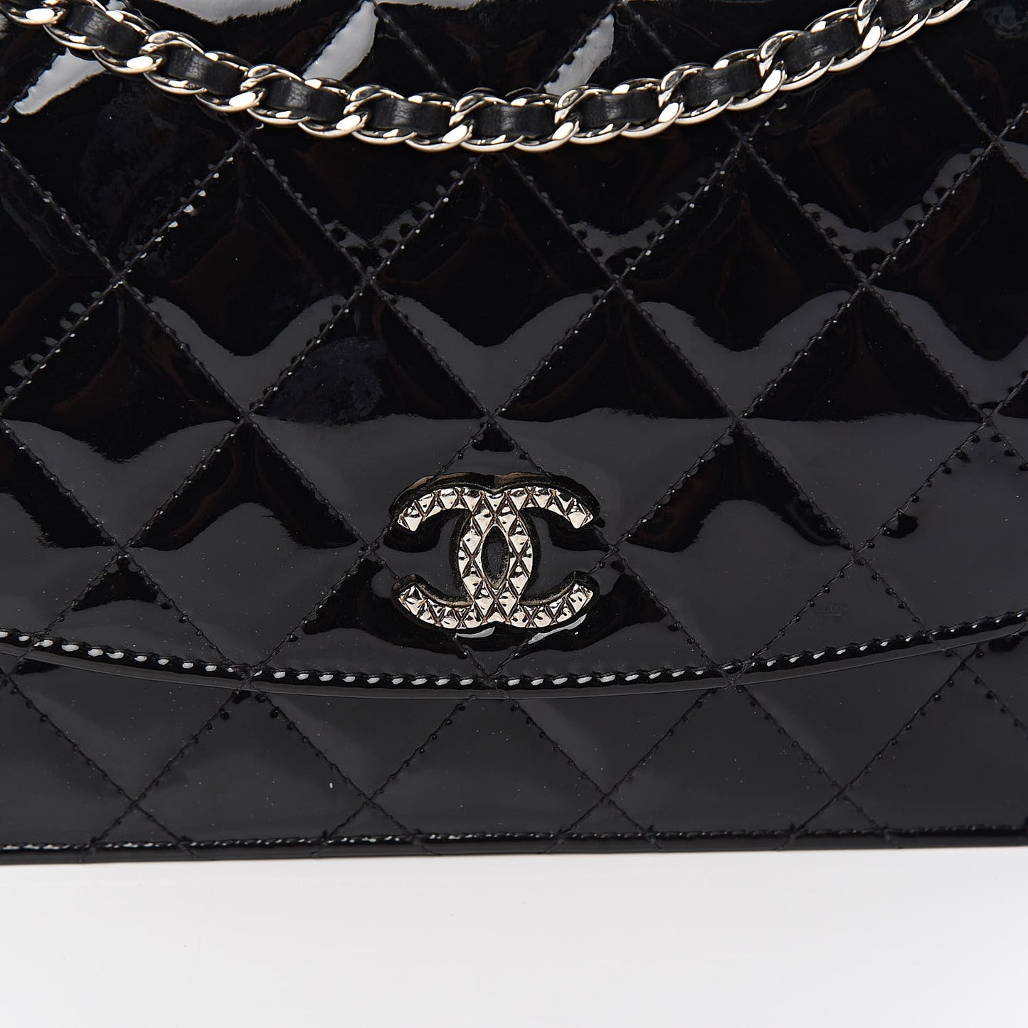 Patent Quilted Brilliant Wallet On Chain WOC Black